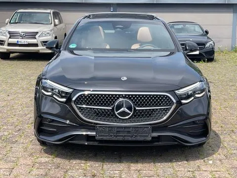 تاجير مرسيدس E200