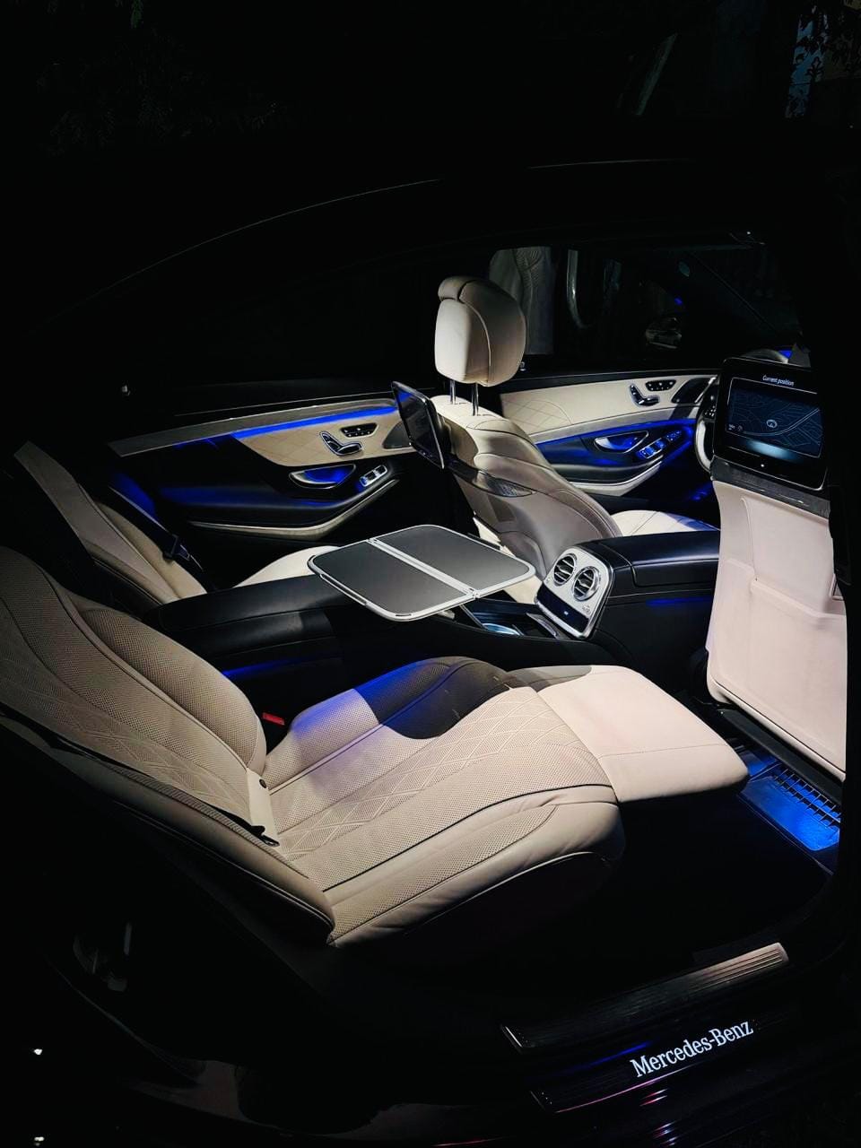 ايجار مرسيدس s560 مايباخ ايجار مرسيدس s560 مايباخ