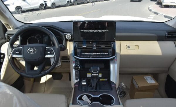 إيجار تويوتا لاند كروزر في مصر